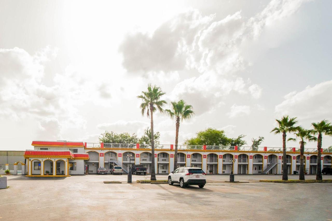Hotel O Houston East Channelview I-10 Εξωτερικό φωτογραφία