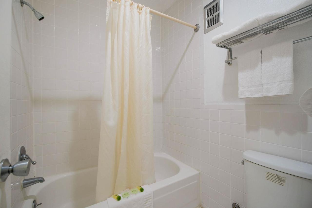 Hotel O Houston East Channelview I-10 Εξωτερικό φωτογραφία